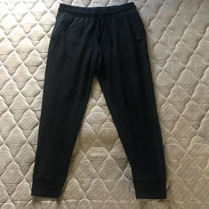 DOU Slim fit joggers